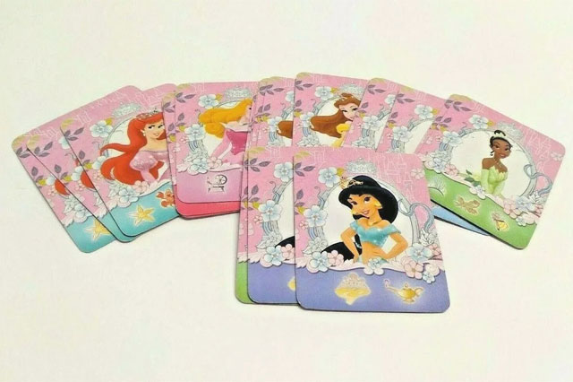 Gioco di carte con coppie di principesse